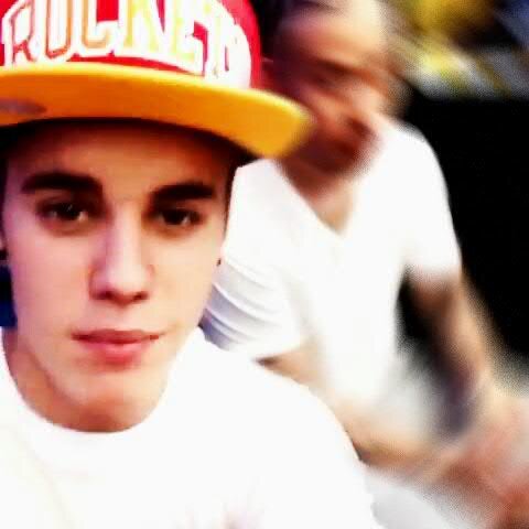 kamilasundetova's profile picture. hi, I'm Kamila. Belieber and Selenator. Nothing but love for Justin. go download @shots