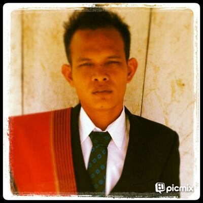 BE YOUR SELF