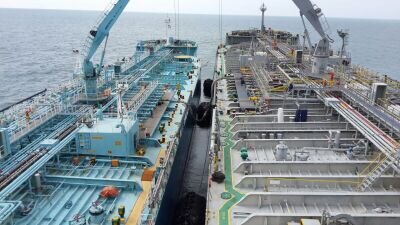 Licensed Captain / trabajando en Tsakos Columbia Shipmanagement / hombre de mar y de familia