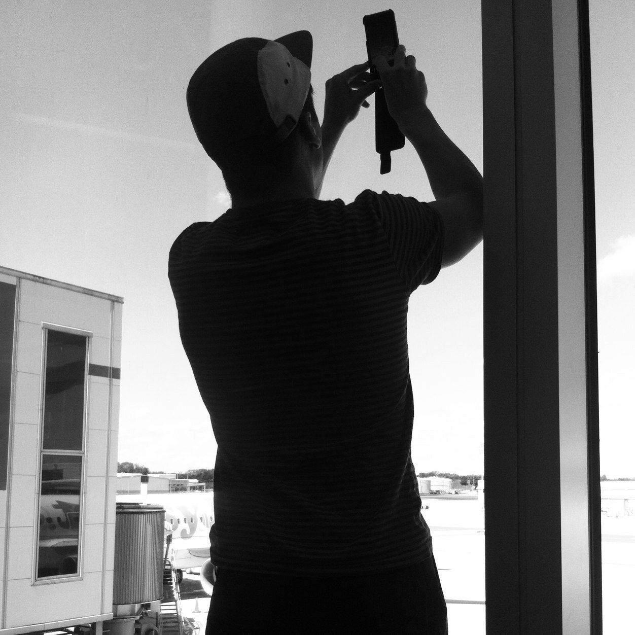 alexanderhking's profile picture. The Land, The Sea. Photo • Design • Surf