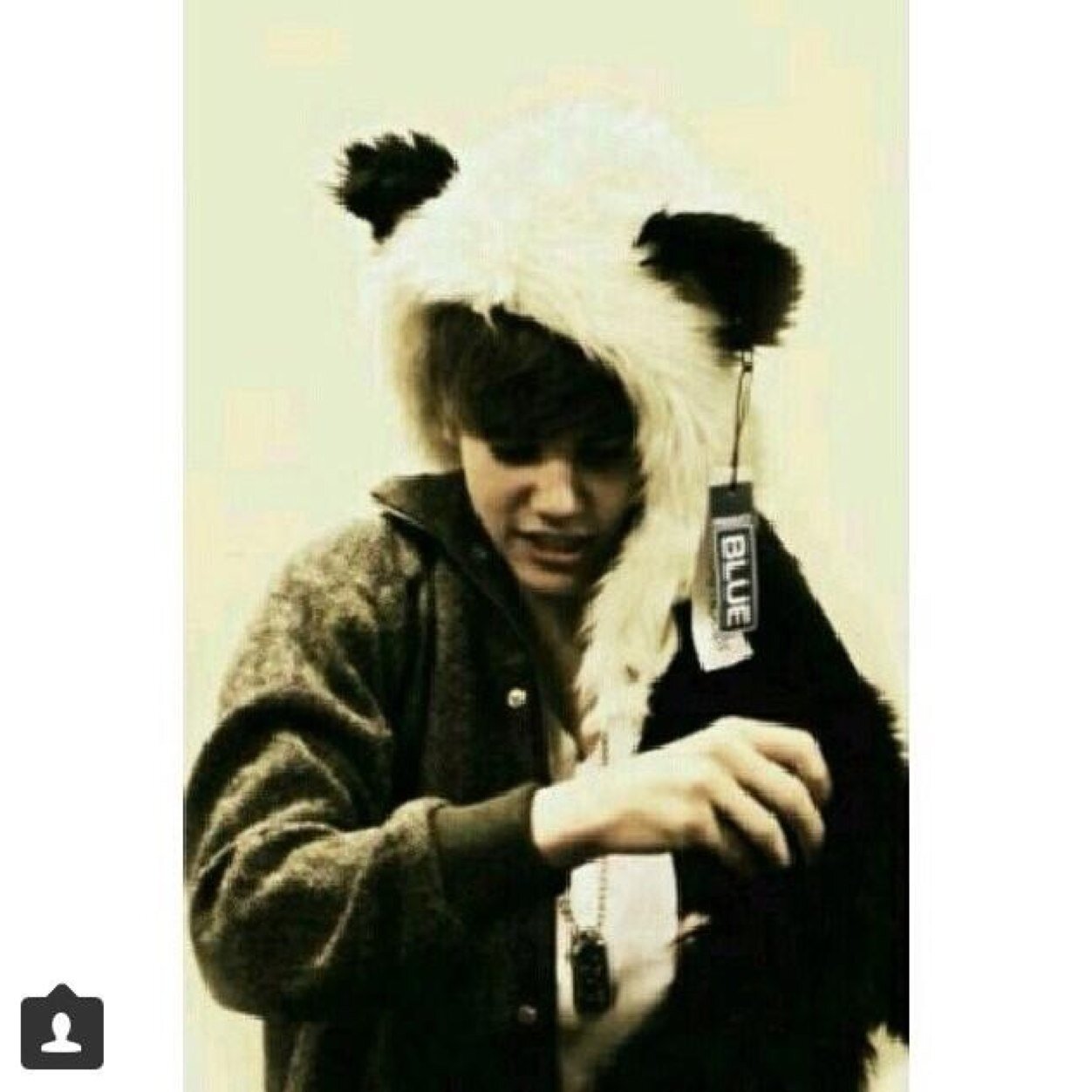 Aye I'm belieber, I'm britsh. I'm also in, many other fandoms
Goal-600