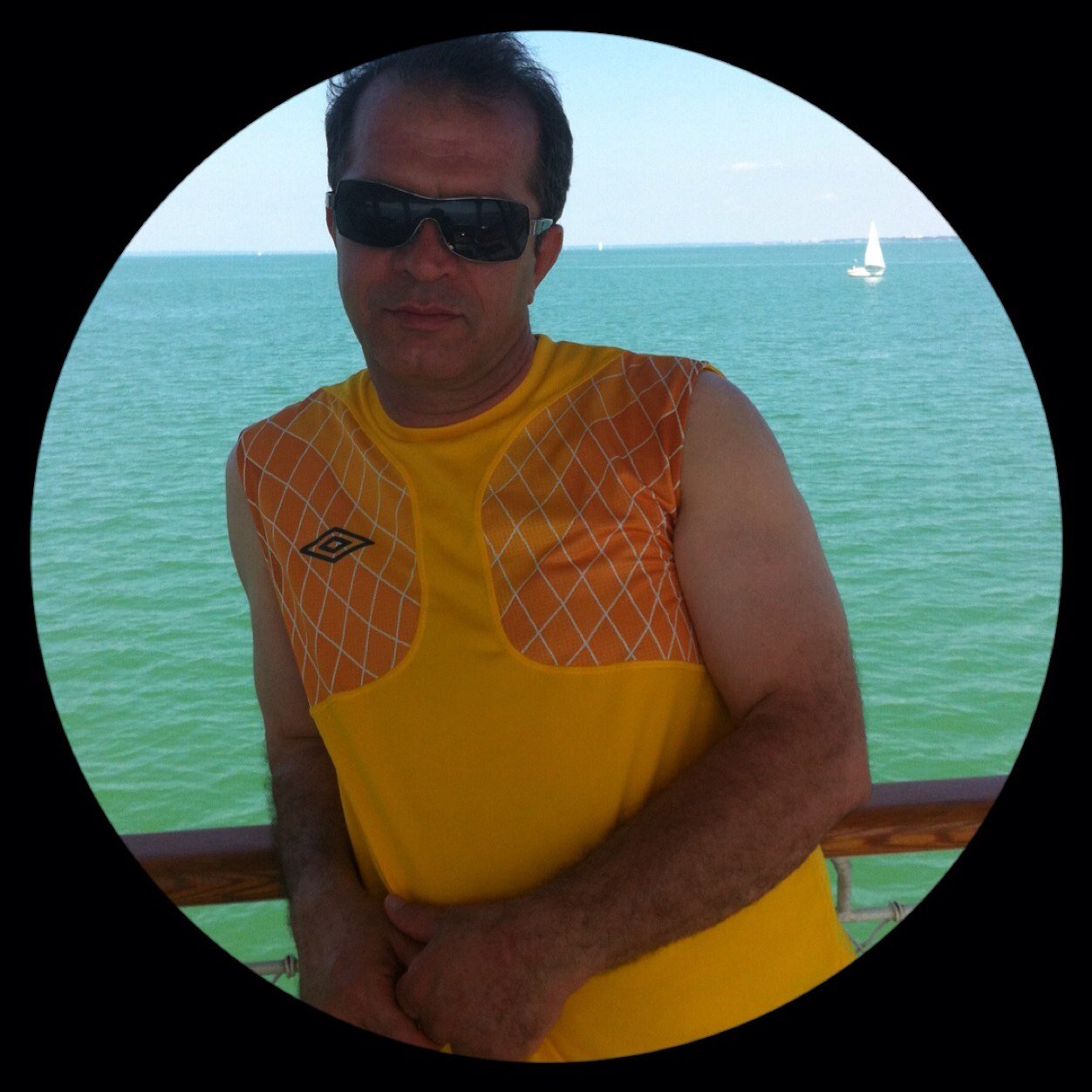 salavitabar1126's profile picture. 