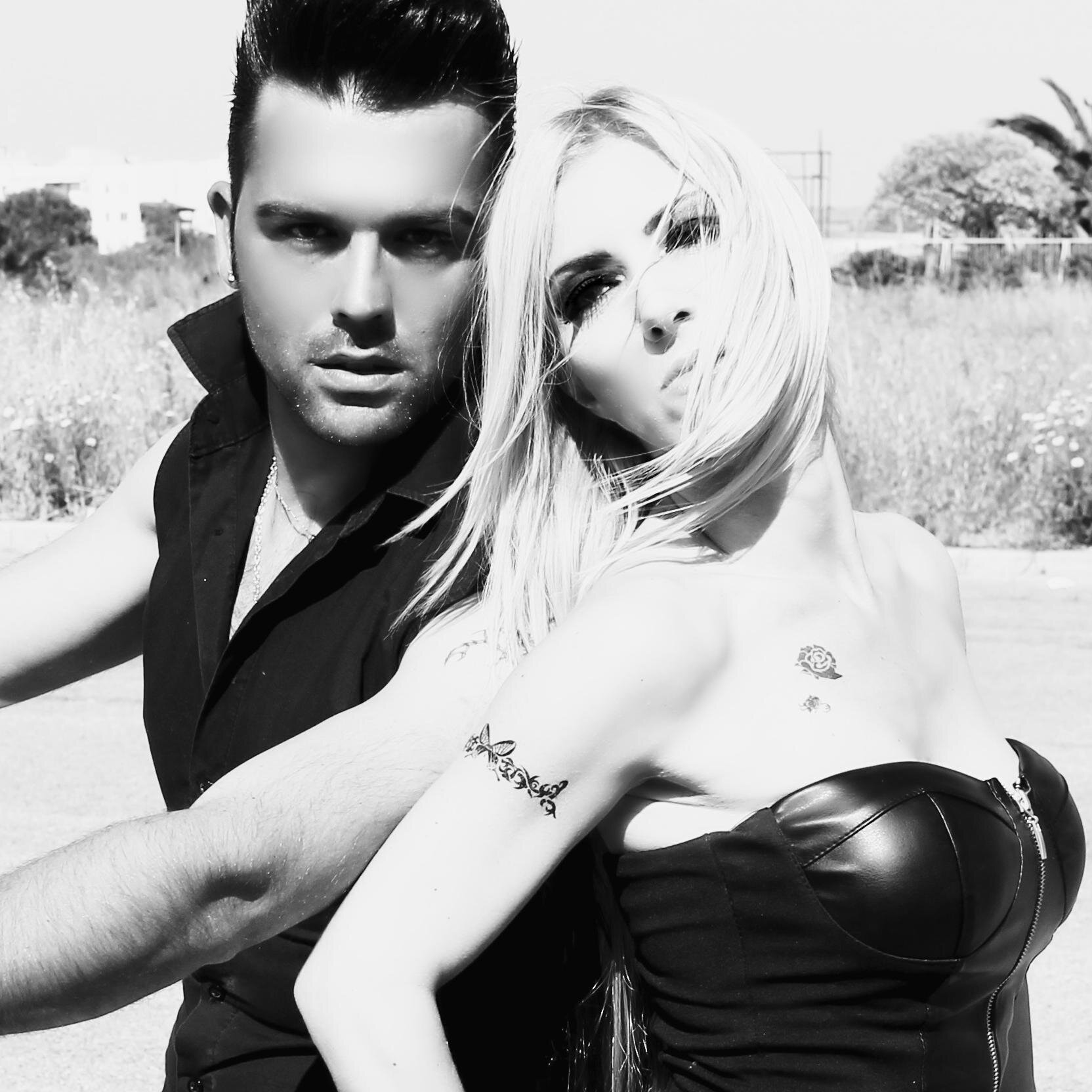 MissStery1's profile picture. Cantautrice delle mie emozioni... Avvolta nel mistero vi sorprenderò...