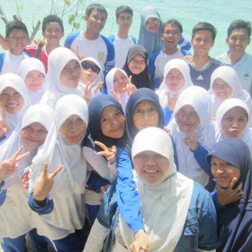 Official Twitter Page of X.1 @SmaAlkautsar #Angkatan21 • Mrs. Warya Satar's Student • 7+22\m/ • Go Get GOLD!