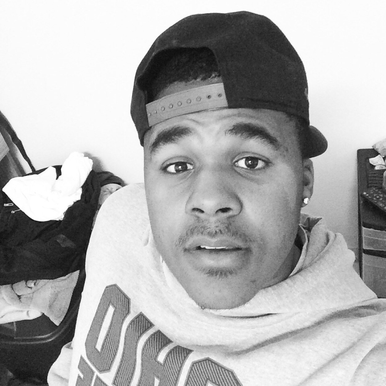 |You're nobody 'til somebody kills you. # Biggie| 
|You hate it before you played it. I already forgave ya.#Cole|♠️♥️