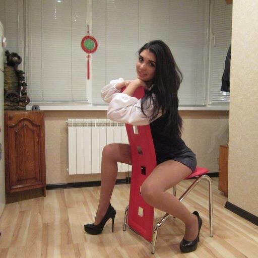 Fina_Larkin's profile picture. 