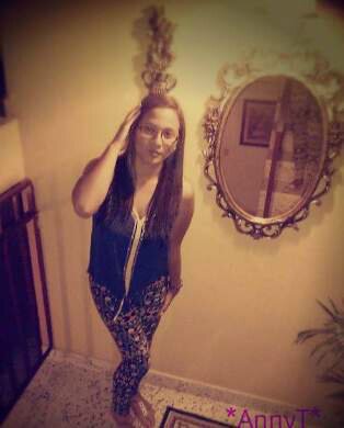 AnnyPoulett's profile picture. •ZonaGanjah *-*»♥Relationship status♥: Smiling Despite Wounds:')••¿Y qué si estoy rota por dentro? Nadie se dará cuenta mientras esté sonriendo por fuera☺