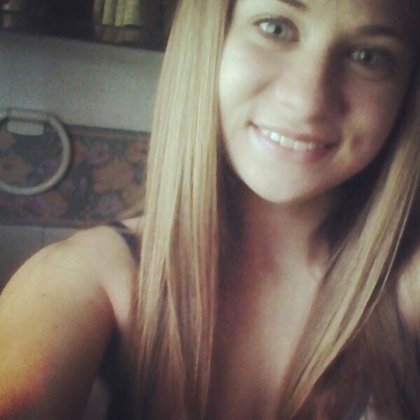 sarahlovesyouxo's profile picture. 