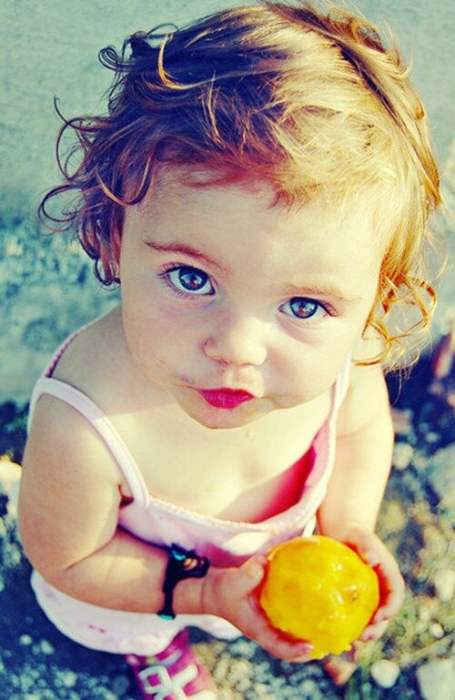 Lobita. Hija de @Roja_Ruby_Esp y @johnsmith_SB Traviesa como la que más. // RP Libre