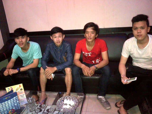 Ig : edychandra_    pin : 2AB28FDB