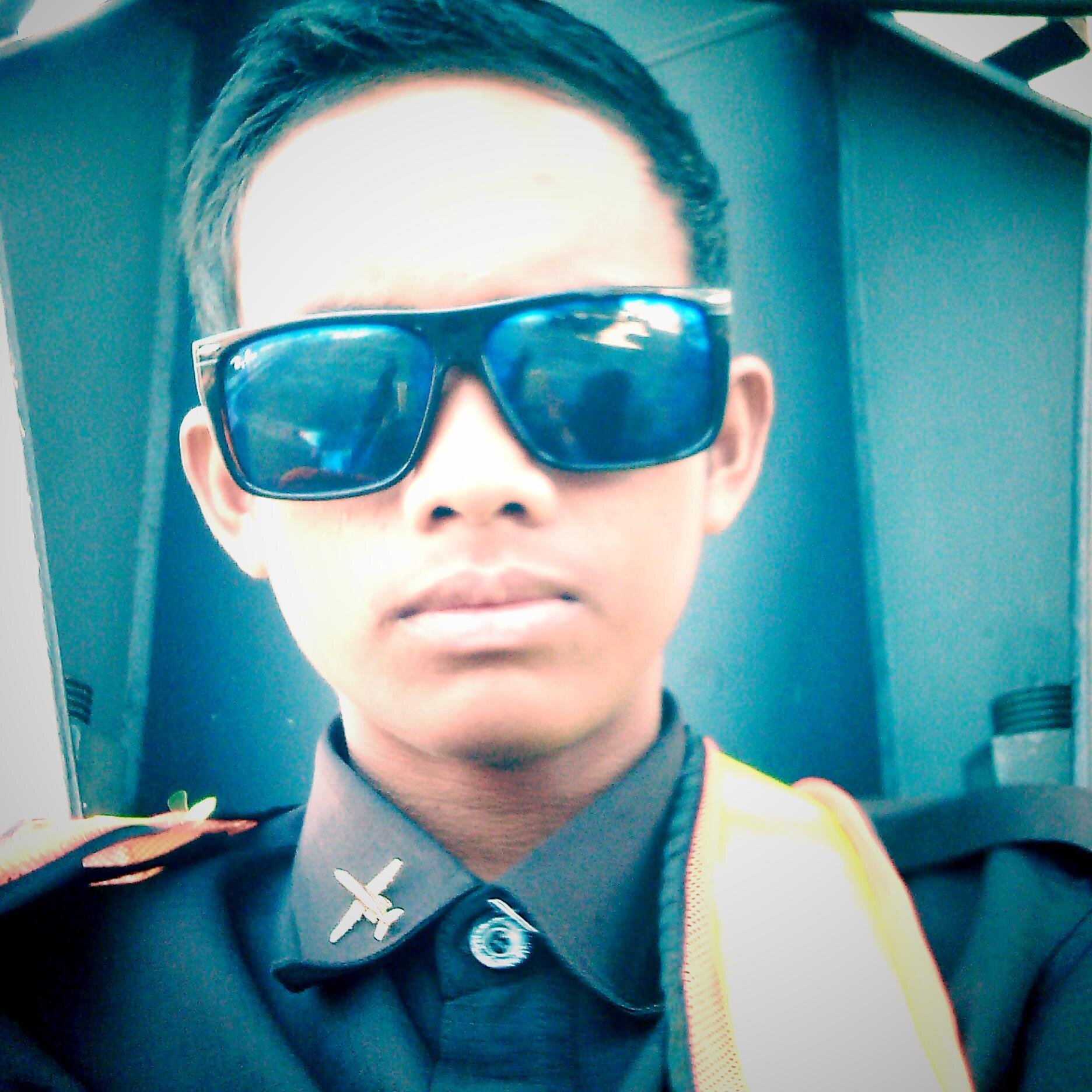 NinoFachum's profile picture. ROCK ITU GUE # == HARD HAPPY TOGETHER == Vokalis @Fachumband \\\ GGMU /// ** #Follow Me..