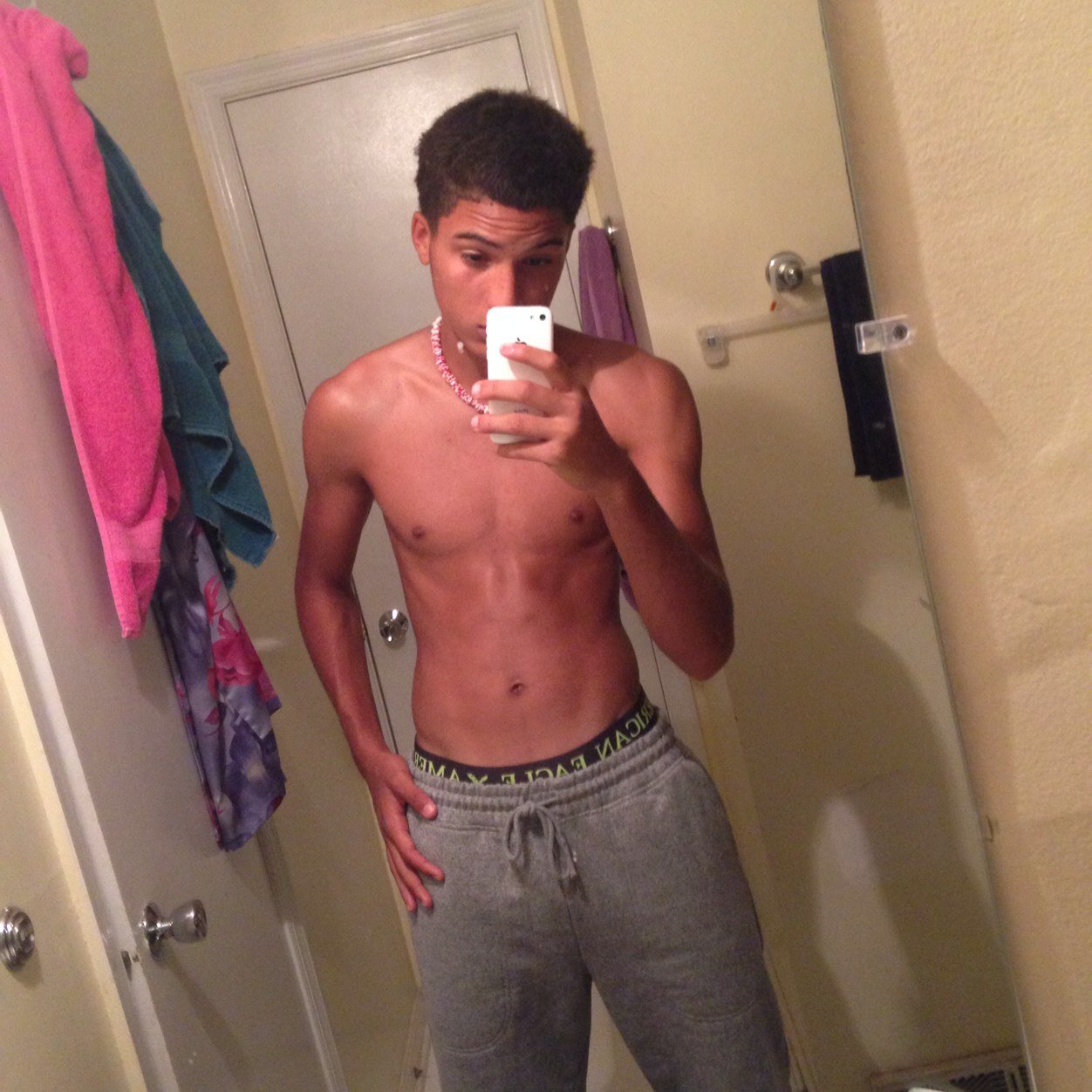 Kik : darian1434 Ig: darian_dizzyyy #ballislife #teamtatted *big dreams*