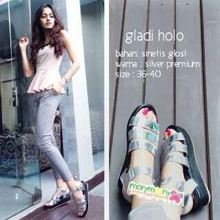 SwaggOShop's profile picture. New trusted . All stuff . Cek fav . Ig : swaggonlineshop . Order? Pin 2393FDC3 . Owner @Ichaattichaa / Annisa Alifia Sukhra . Payment Mandiri . Shipping JNE .