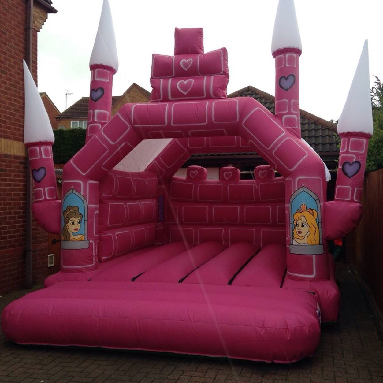 Bouncy Castle & slide hire local to Wolverhampton, can cater for all types of events. 

We take pride in our services, offering excellent customer service.