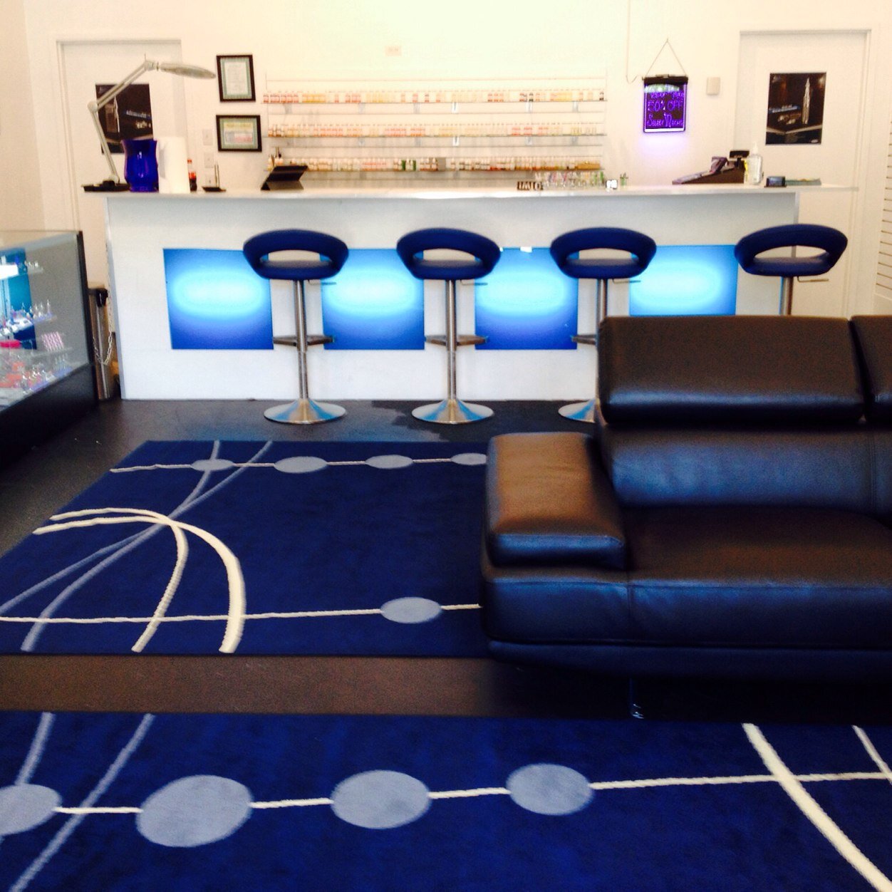 Vapor_Rising's profile picture. Vapor shop located in Firewheel Garland, TX. We have a wide variety of mods, tanks, and juices. #cloudchasers #vaporshop #mods #vaporrising #vapor