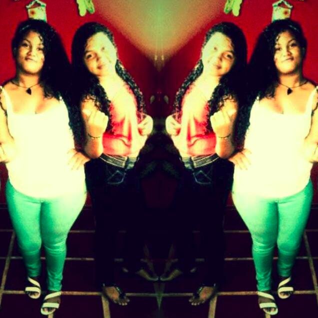 Mis lokas-angie-mary♥Malumaniatica♥ 1D33 solo sigueme y te sigo.siempre alegre.salir. .HAY personas que valen la pena y otras que dan PENA¿?3