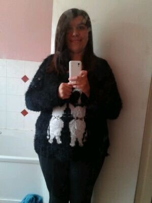 i from essex im 16 and i love dancing. Kris :) if you follow me i will follow you back