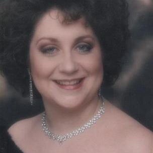 dcummer3's profile picture. Wife, mother, blessed.