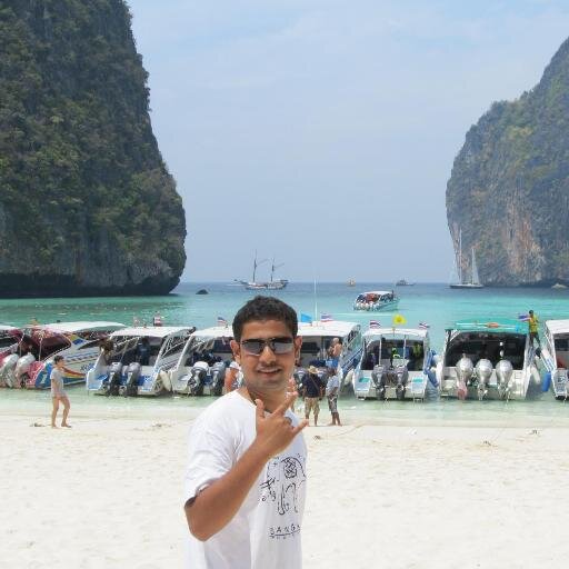 Machine Learning/Search relevance Engineer; Working at eBay/StubHub,  AI Major, Machine Learning, Predictive Analysis, Startups, Music, Coding, Food