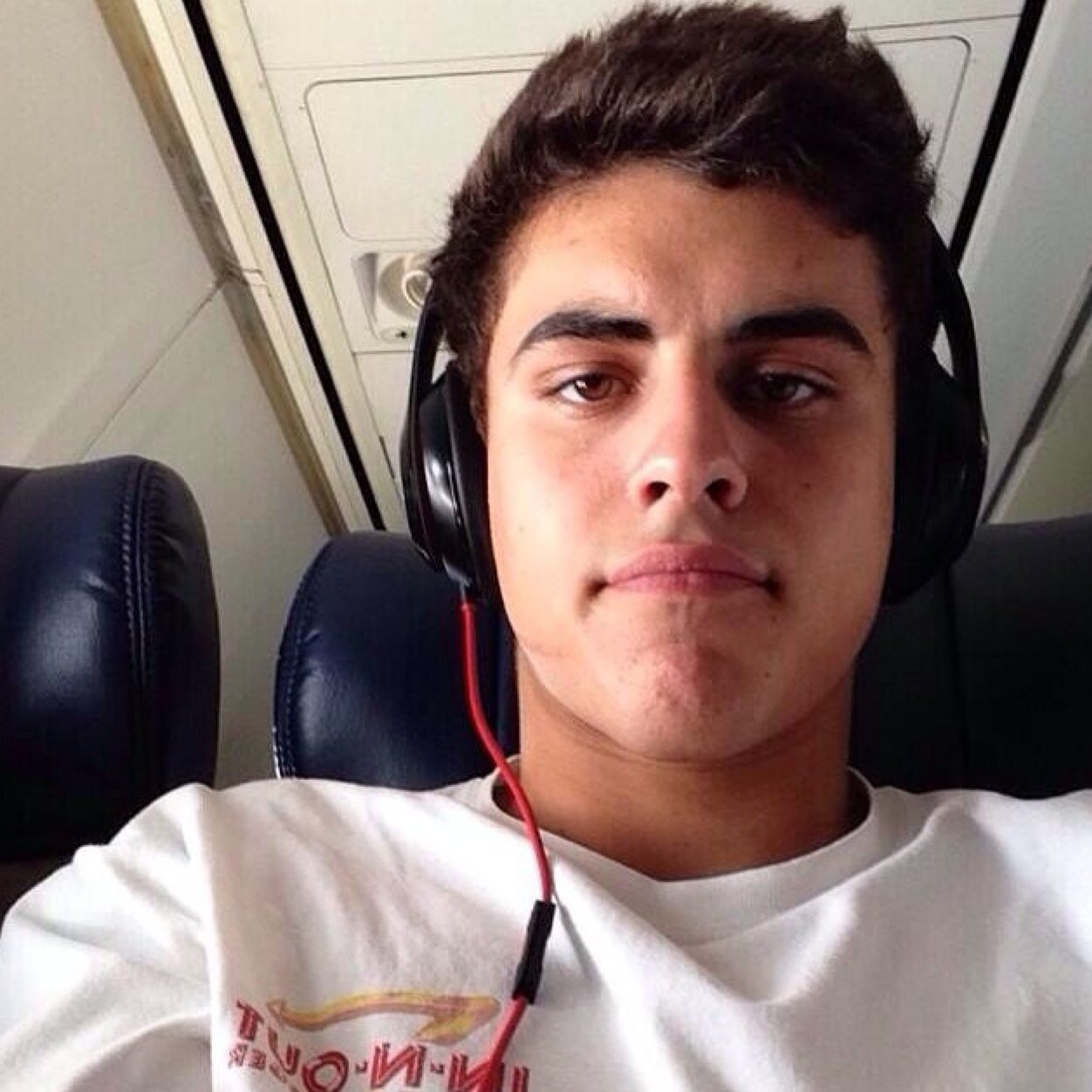 Lets just say I was bored one day Buisness account: @JackGilinsky (Thanks for a million followers) This is a personal account to interact