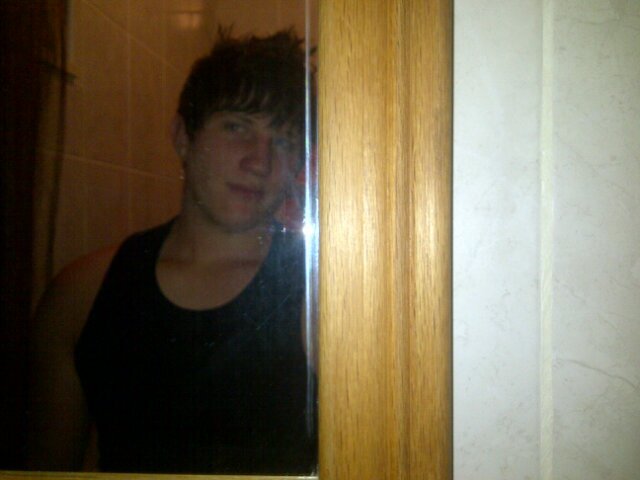 Add me on bbm 298D61CA ;)