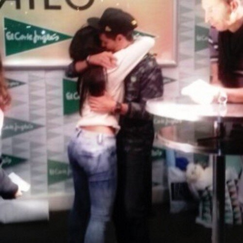 Ale_Abrahamer00's profile picture. No tienes ni idea de lo que es @AbrahamMateoMus para mi. No es solo un cantante. Es una razon para sonreir 15* …hamers100abrahammateo.blog...