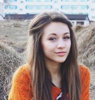 Miło mi Was poznać. Bardzo lubię muzykę i taniec.Lubię też Francescę( Lodovicę Comello) i Camilę ( Candelarię Molfese).