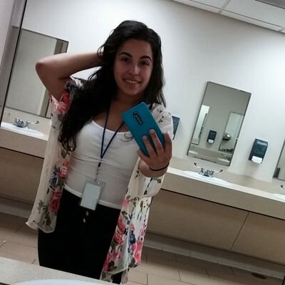 ManthaXo's profile picture. 