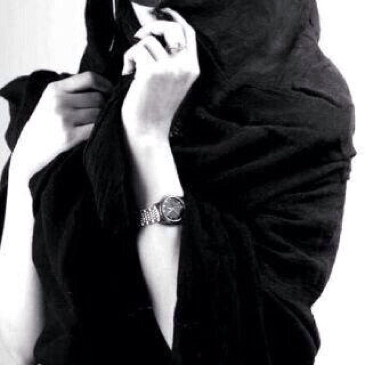 نونو : عواطفها ثائره وعشقها عميق...♡
هلاليه العشق  ♡