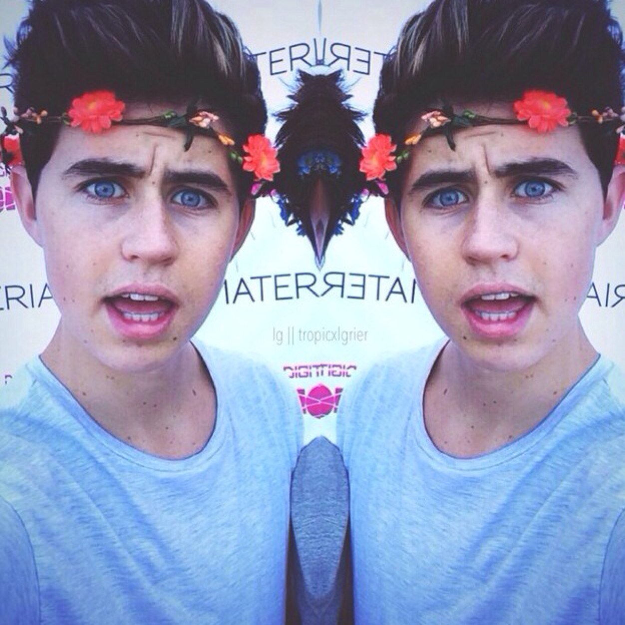 Follow @crisvel_x3 because she gave you this free follow ☺️