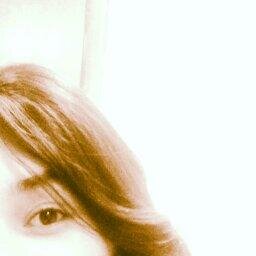 Girl. I have 14 years and @onedirection is my life!! Directioner∞♥ I'm the pizza of @NiallOfficial , Okay? Okay.