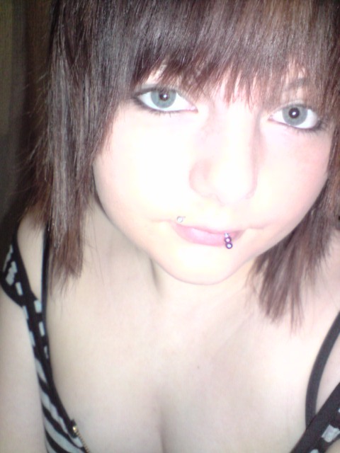 JacKiKiDee's profile picture. Hi, I'm Jacky. I love Anime, Manga and Photography. I play Violin. I love to talk! So that's pretty much me :P