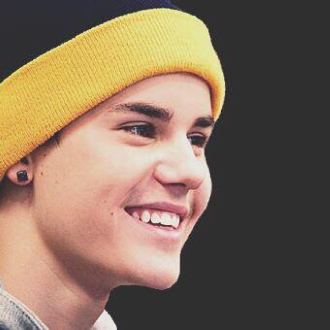 saveeddddd35's profile picture. @wishfulariana