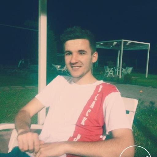 Adr1ani's profile picture. 