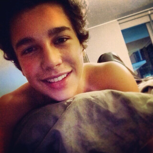 austin mahoneeeeeeeeee