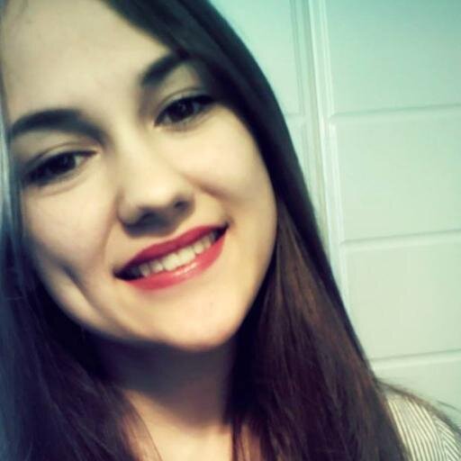 I I follooow I follow youu deep sea babyyy. Follow me and I'll follow back :)