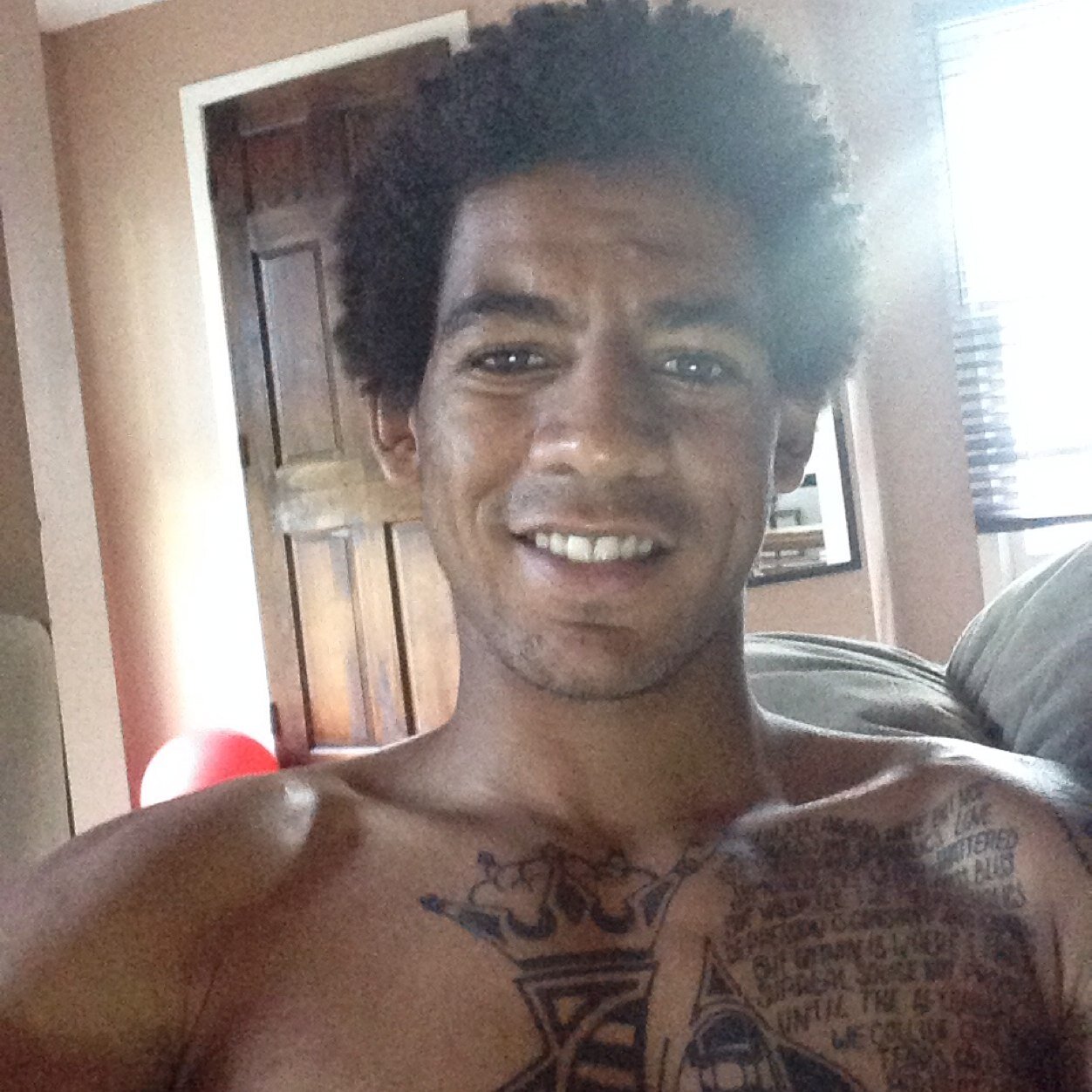 Musician | Artist | Designer | *Custom Furniture* |Soccer player | Engineer | Vemma Brand Partner | Sleep is for the BROKE |
