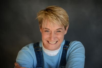 Soph_World's profile picture. Connecting kids to creativity through crafts, games, parties & more!