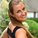 DePaul graduate, athlete, lover of all things creative, bookworm, vacation enthusiast, inbound marketer @echogravity
