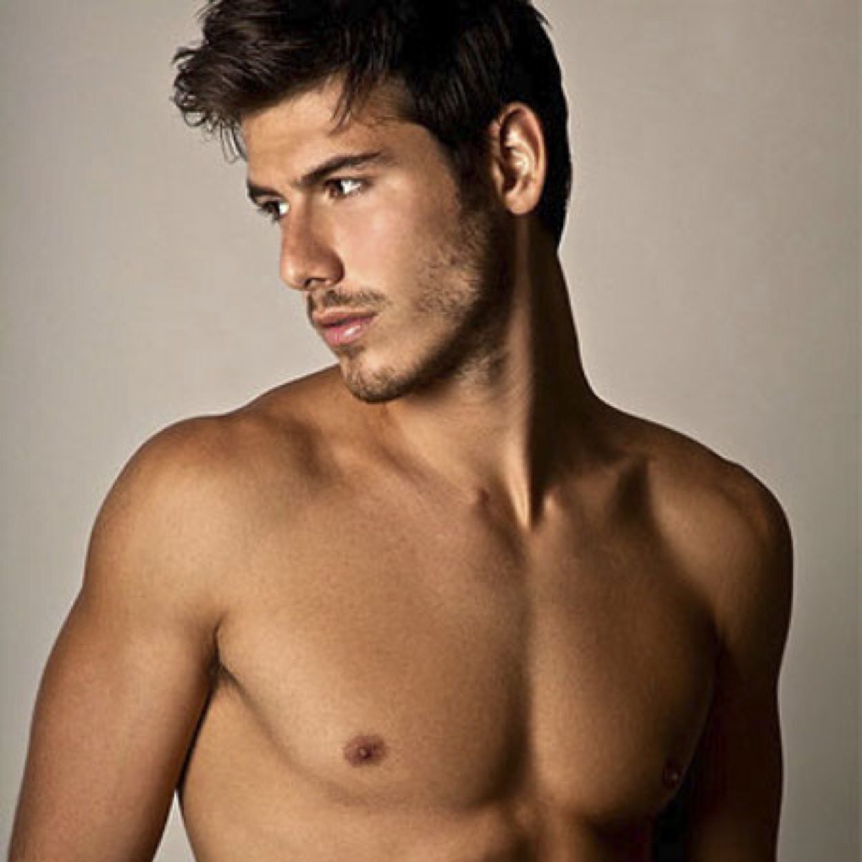#Rp |claimed to Aphie 2-15-14| Vampire| H:On|Brazilian god| Welcome to the supernatual world