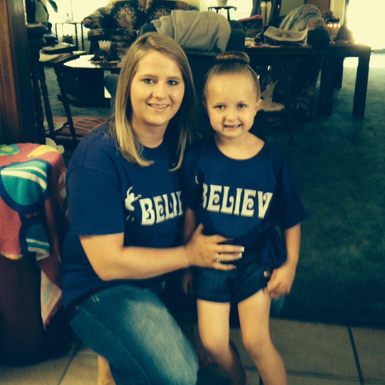 chelsealozano's profile picture. 