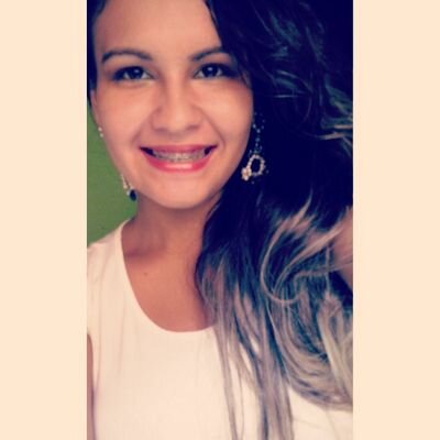 20 , Capricorniana e Acadêmica-bacharelado em Serviço Social ❥