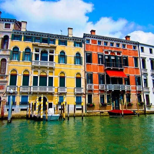 Email us pictures at Travelguidepics00@gmail.com Tweeting pictures of the coolest places, people and cultures around the world. Do not own rights to photos