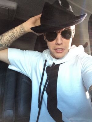 Justin you make me smile
te amoooooooo @justinbieber∞