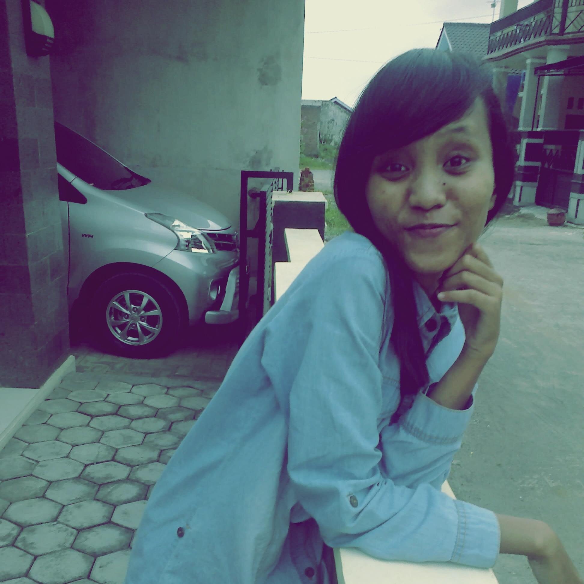 SMKN 1 POGALAN  |
Fb : astiettudd ohaiieo | 17 juli 1995 |
aku ora duwe prinsip hidup, isine manut konco karo utamakan hidup woles |