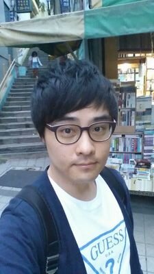 인.문학소년, 깨어있는 시민,행동하는 양심, 그를 믿음, 장 그르니에, 이승우, 윤오영, 나희덕, 8월의 크리스마스, 타인의 삶,  혼자 여행하기, 산책, 토이,전람회,패닉,윤종신, 페퍼톤스, 나꼼수, 빨간책방 그리고 글 끄적이기 긁적거리기..
