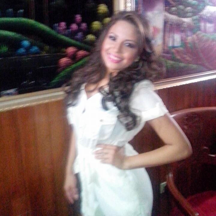Elimina de tu vida todo aquello que te cause estrés y te quite la sonrisa. Instagram: thamileon21