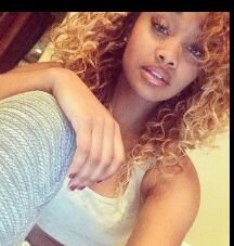 Red, slim-thick,Mixed Mami, Bi. Take me as I am !