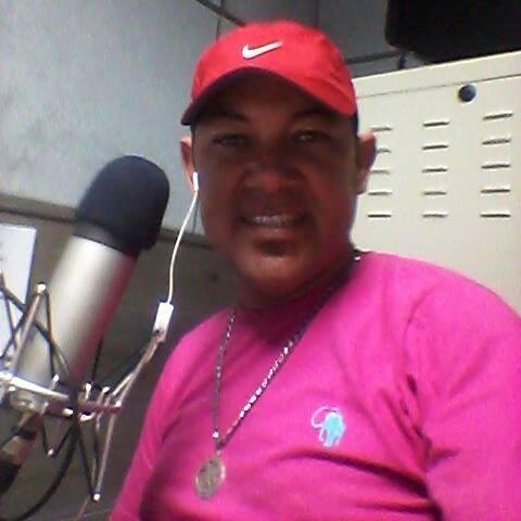 Radialista, Locutor Publicitário e Micro empreendedor.