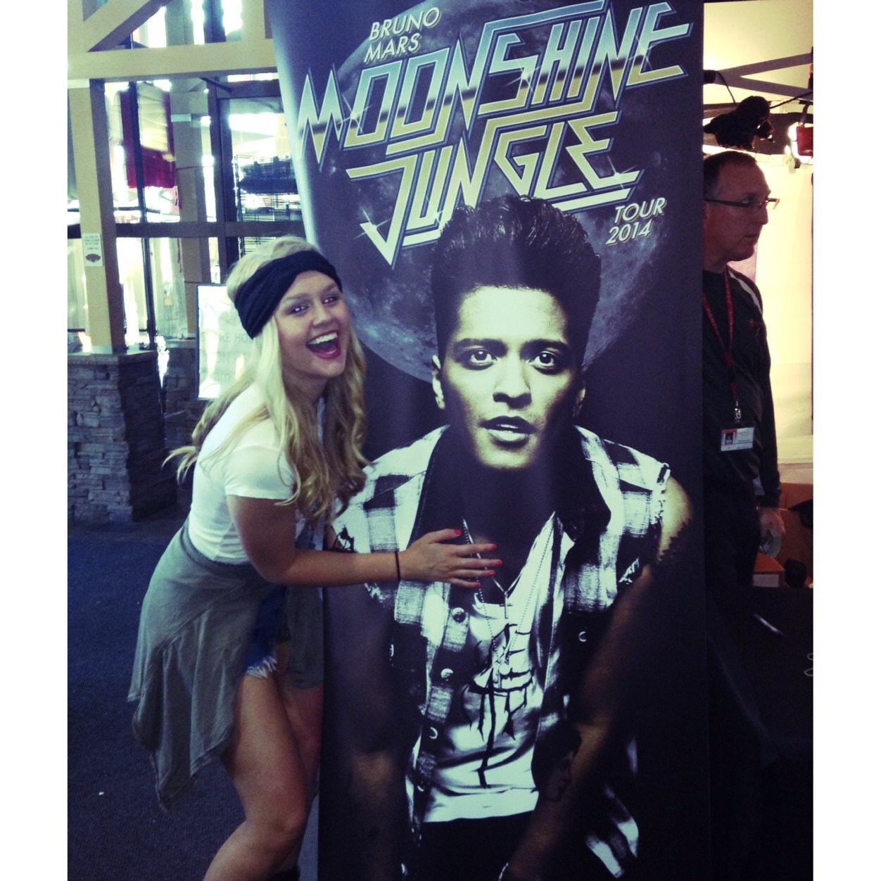 ♡Long time hooligan, new twitter account.♡ Lowkey obsessed with @BrunoMars: changed my life forever
